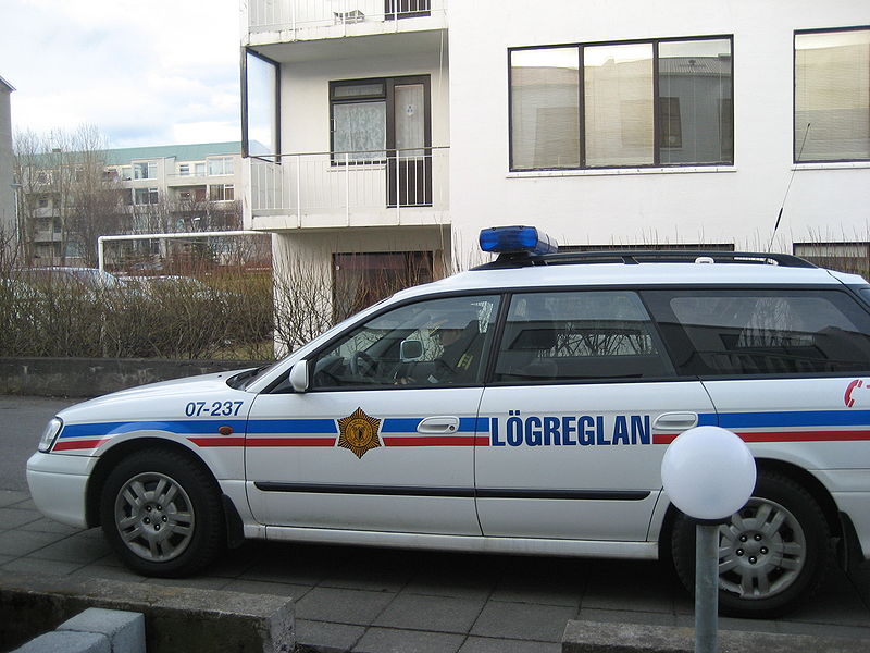 File:Police car, Iceland.JPG