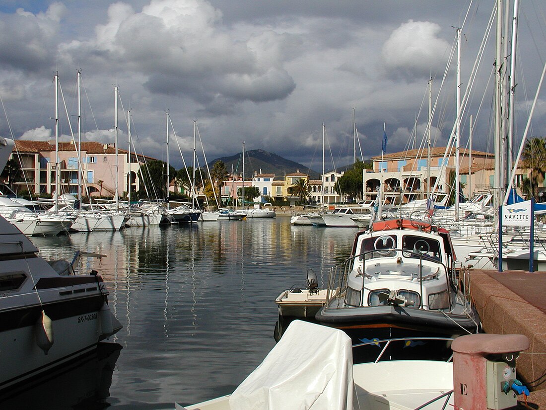 File:Port-Cogolin.JPG