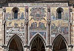 Mozaika na fasadzie katedry w Pradze