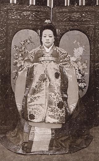 <span class="mw-page-title-main">Imperial Consort Sunheon</span> Korean royal consort (1854–1911)