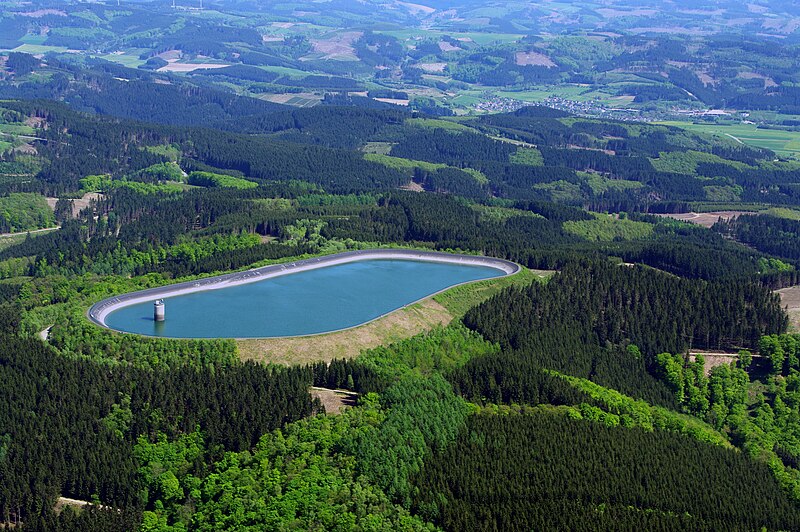 File:Pumped-storage power station 20080510.jpg