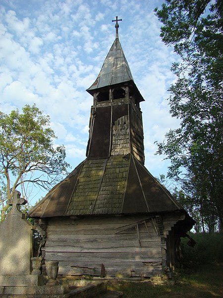 File:RO CJ Biserica de lemn din Salistea Veche (42).JPG