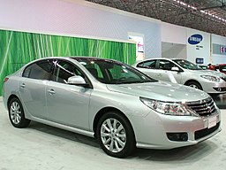 Renault Latitude 3.5 Privilege 2011