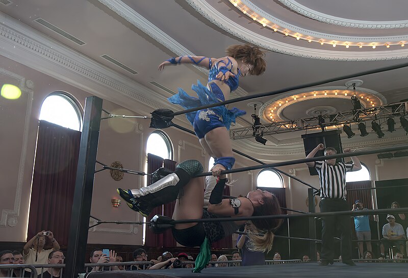 File:SHIMMER Volume 82 - Madison Eagles vs Arisa Nakajima 21.jpg