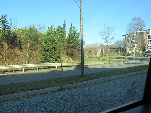 Schönkirchener Straße Ecke Strohredder