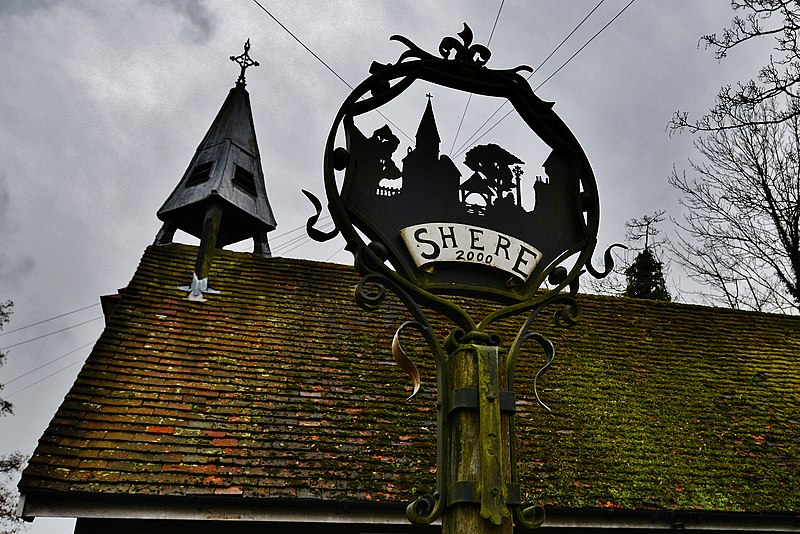 File:Shere, Middle Street - geograph.org.uk - 4355542.jpg