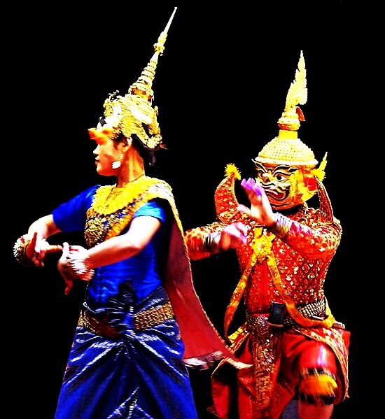 File:Siem-Reap Dance of Cambodia in 2014 (detail).jpg