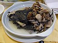 Sup Tiongkok yang terdiri dari silkie, kuda laut dan cordyceps