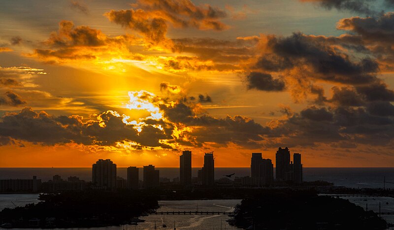 File:South beach sunrise florida. (24529577692).jpg