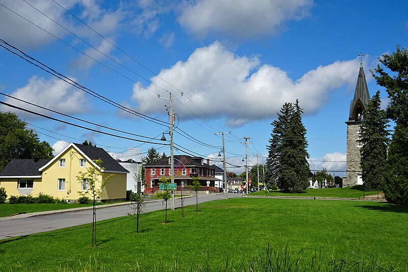 File:St-Stanislas-de-Kostka QC.jpg