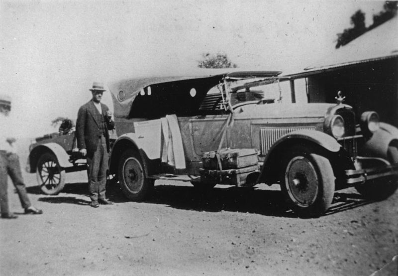 File:StateLibQld 1 130823 Longreach to Winton mail, 1925.jpg