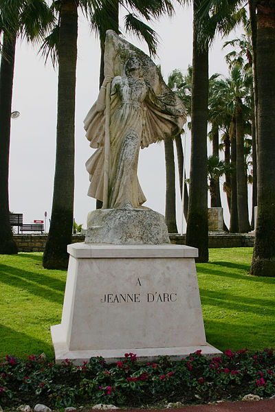 File:Statue of Joan of Arc - Cannes 2014.JPG
