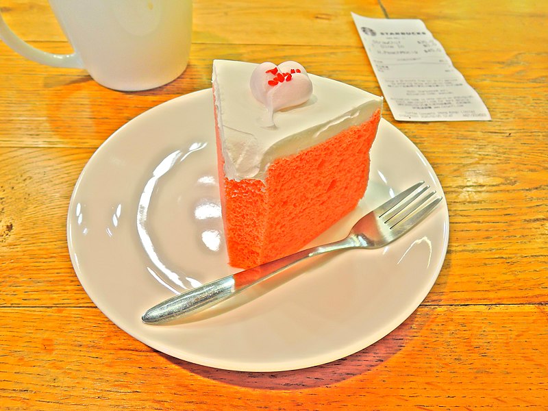 File:Stawberry cake with colored.jpg