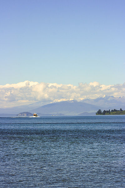 File:Taupo New Zealand-0987.jpg