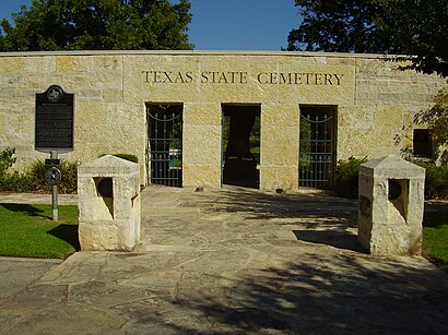 How to get to State Cemetery with public transit - About the place