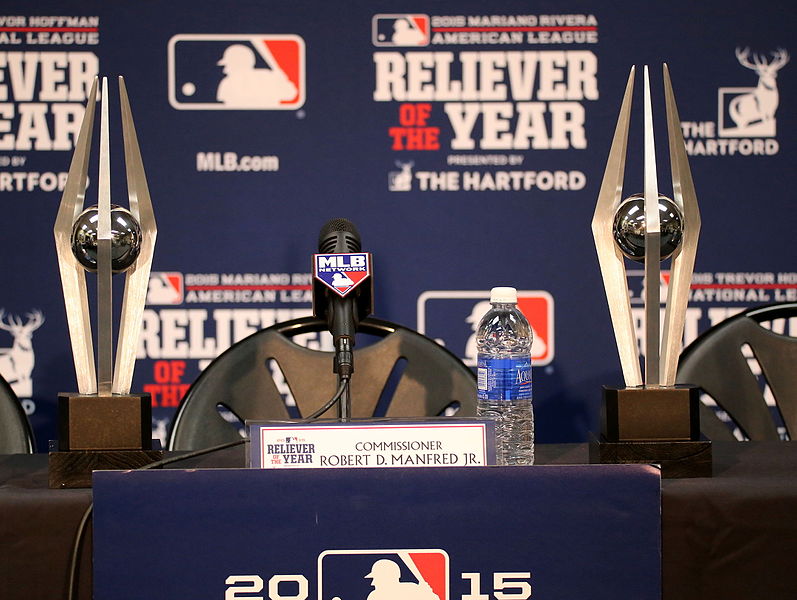 File:The Reliever of the Year Awards, presented by The Hartford (22212150784).jpg