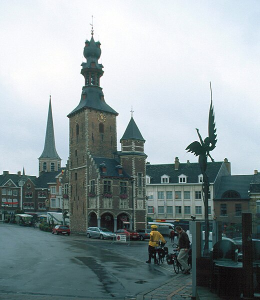 File:Tient-02-Rathaus-2002-gje.jpg