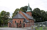 Tistedalens kyrka, öster om Halden, är byggnadsminne.