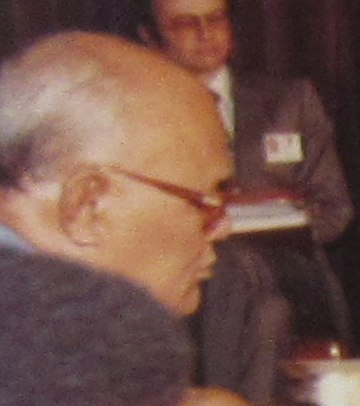 File:Tofilau Eti Alesana 1983 (cropped).jpg