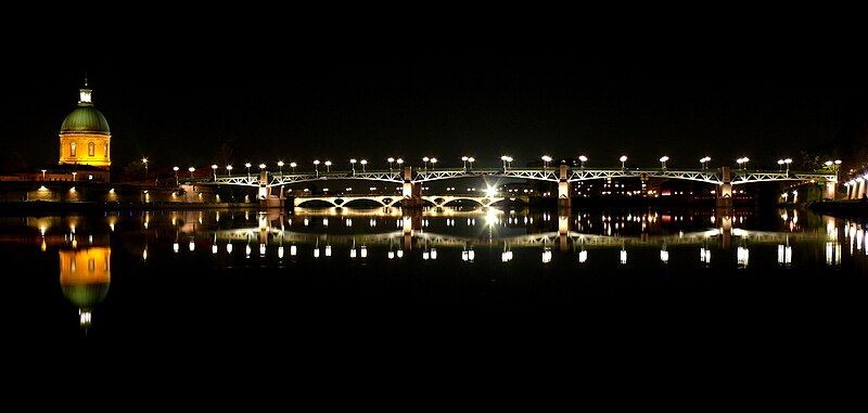 File:Toulouse - Pont Saint-Pierre et Hôpital de La Grave.jpg