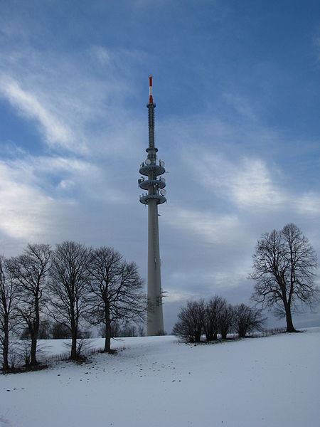 File:TvTowerHpbgWinter.JPG