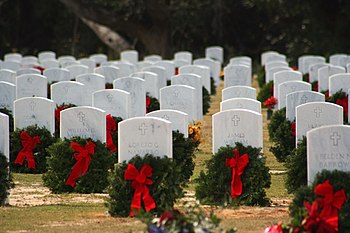 English: PENSACOLA, Fla. (Dec. 11, 2010) Wreat...