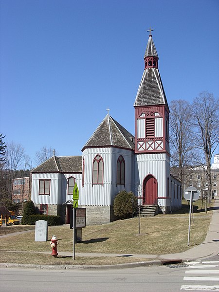 File:Upjohn Church at Franklin NY Mar 09.jpg