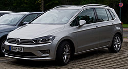 VW Golf Sportsvan 1.4 TSI BlueMotion Technology Highline – Frontansicht, 30. August 2014, Düsseldorf.jpg