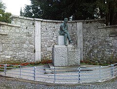 Vrhnika - Cankar monument.jpg