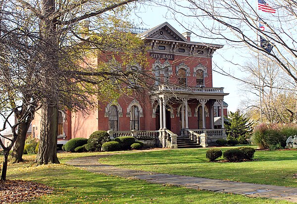 Warren City Hall