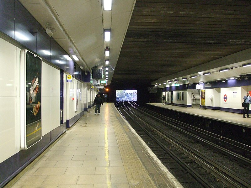 File:Wembley Central stn looking north2.JPG