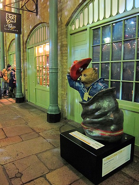 File:"Special Delivery", Paddington Bear, Covent Garden - geograph.org.uk - 4268763.jpg
