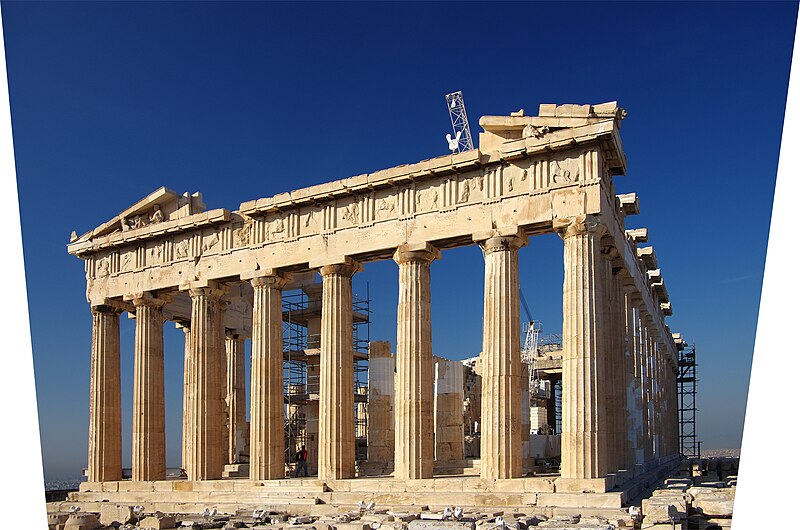 File:02 2020 Grecia photo Paolo Villa FO190140 bis (Acropoli di Atene) Tempio del Partenone, visto da Nord Est, Arte Greca Classica, ordine dorico, cielo blu, con gimp correzione prospettica e luci.jpg