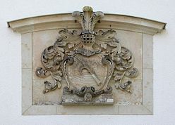 Schloss Friedersdorf, Wappen Hans Leo von Oppell