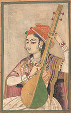 Una signora che suona il Tanpura, ca.  1735.jpg