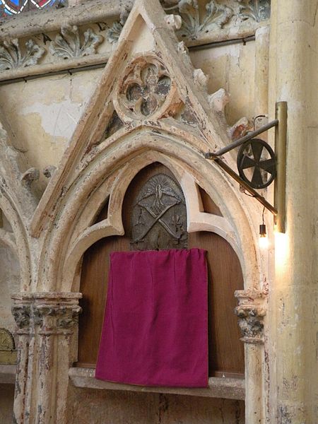 File:Abbaye Saint-Germer-de-Fly st chapelle tabernacle.JPG