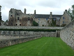 Château Aberdour - panoramio.jpg