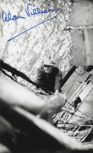 <span class="mw-page-title-main">Alan Villiers</span> Australian author, adventurer, photographer & mariner (1903–1982)