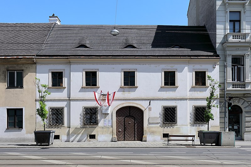 File:Alsergrund (Wien) - Schuberthaus (2).JPG