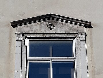 Mascaron de l'ancien palais de justice de Mont-de-Marsan (1811).