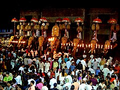 Pooram au Temple d'Arattupuzha.