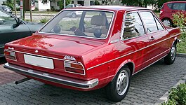 Audi 80 (B1) 2-dørs sedan før facelift set bagfra