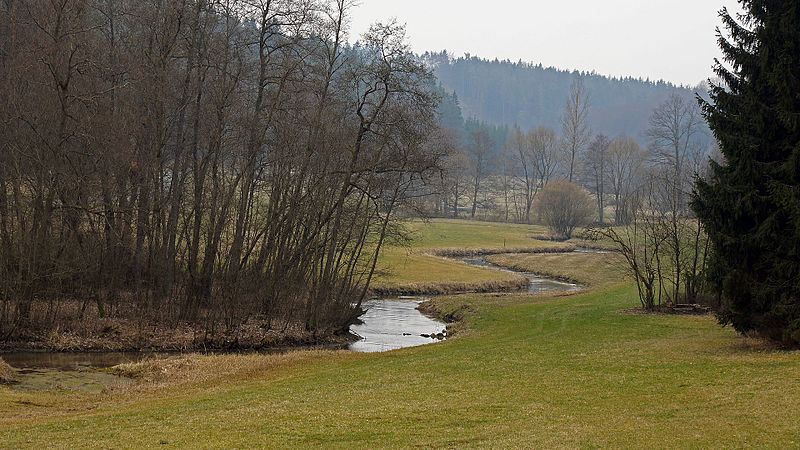 File:Aufseß-River.jpg