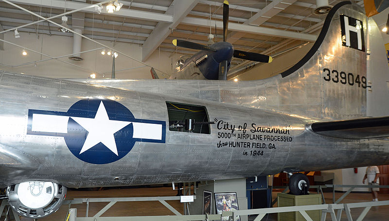 File:B-17 tail at Mighty 8th Air Force Museum, Pooler, GA, US.jpg