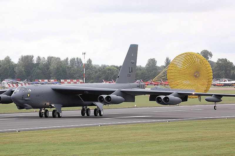 File:B52 - RIAT 2009 (3769361187).jpg