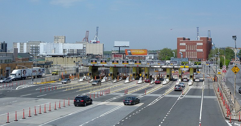 File:BBT toll plaza jeh.jpg