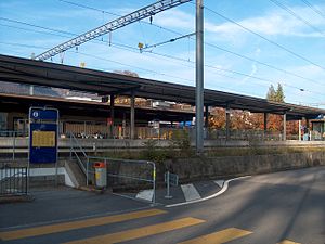 Bahnsteige und Vordächer