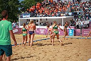 Deutsch: Beachhandball bei den Olympischen Jugendspielen 2018 in Buenos Aires; Tag 7, 13. Oktober 2018; Mädchen, Spiel um Platz Drei – Ungarn-Niederlande 2:0 English: Beach handball at the 2018 Summer Youth Olympics in Buenos Aires at 13 October 2018 – Girls Bronze Medal Match – Hungary-Netherlands 2:0 Español: Handball de playa en los Juegos Olimpicos de la Juventud Buenos Aires 2018 en 13 de octubre de 2018 – Partido por la medalla de bronce femenino - Hungría-Países Bajos 2:0