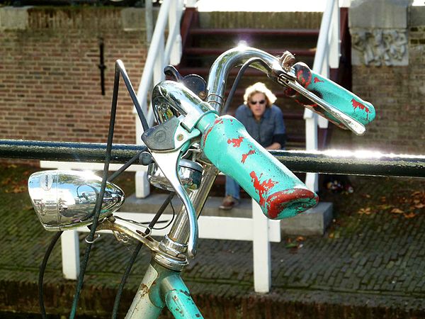 Bike handlebars, Nieuwe Gracht, Utrecht, 120930.JPG