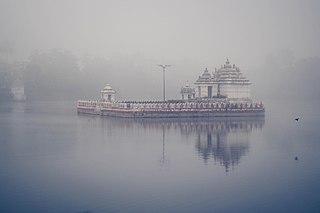 <span class="mw-page-title-main">Bindusagar Lake</span> Lake in Odisha, India